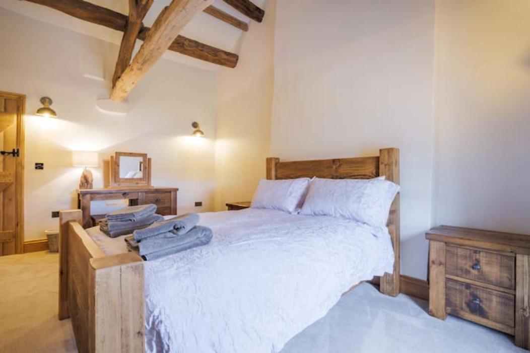 5 Star Cottage On The Green With Log Burner - Dog Friendly أوستويك المظهر الخارجي الصورة