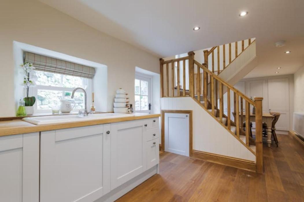 5 Star Cottage On The Green With Log Burner - Dog Friendly أوستويك المظهر الخارجي الصورة