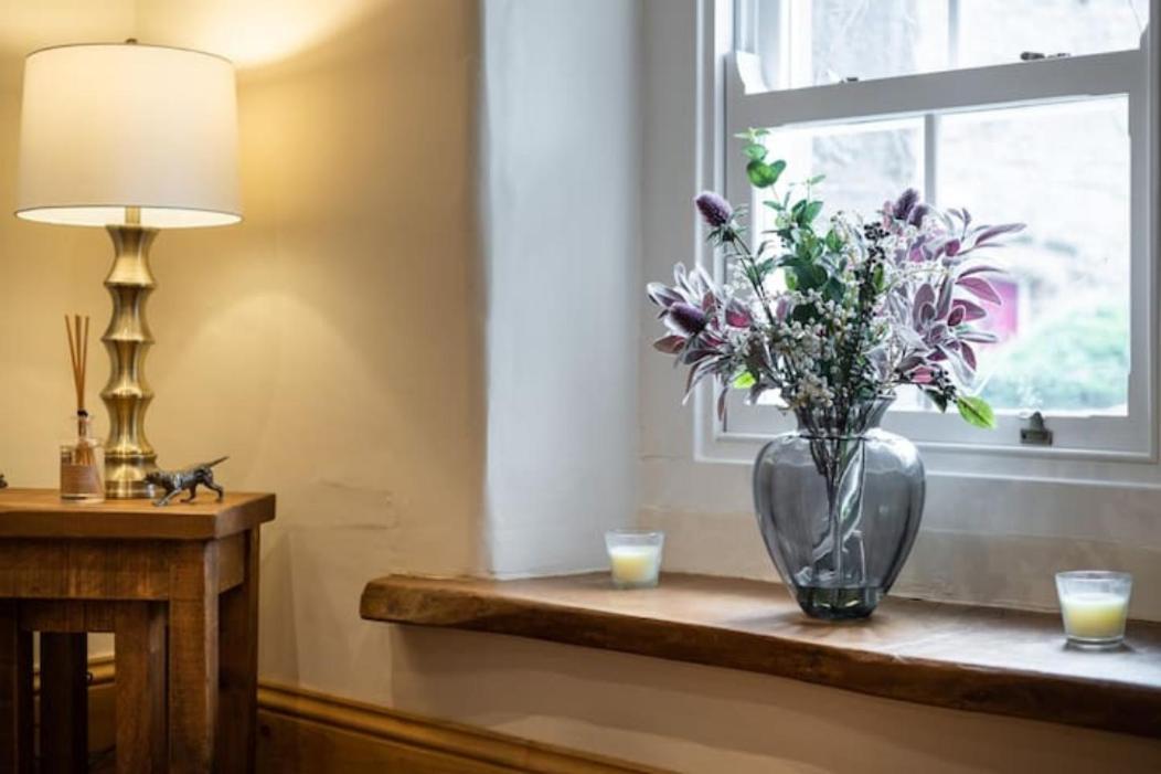 5 Star Cottage On The Green With Log Burner - Dog Friendly أوستويك المظهر الخارجي الصورة