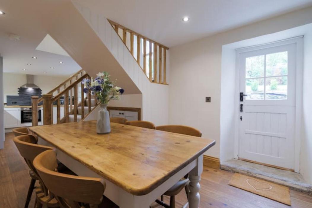5 Star Cottage On The Green With Log Burner - Dog Friendly أوستويك المظهر الخارجي الصورة